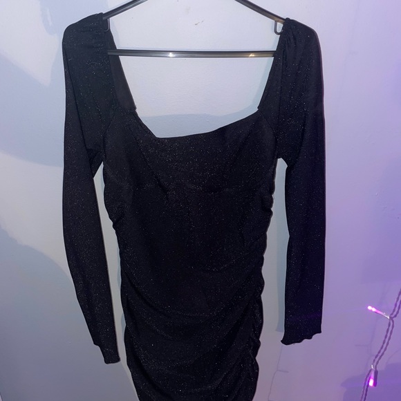 Robe noir brillante - Picture 2 of 2